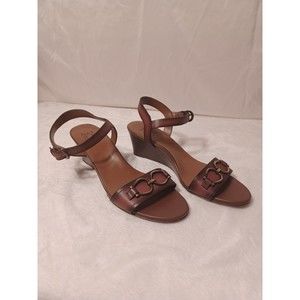 NATURALIZER sandals